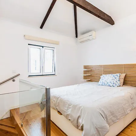 Apartment Saobento One Bedroom Duplex Lissabon